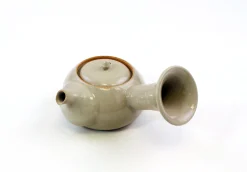Hamburger Teespeicher Kyusu von Ninah Kim, ca. 120 ml, glasiertes Steinzeug Fashion