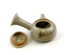 Hamburger Teespeicher Kyusu von Ninah Kim, ca. 120 ml, glasiertes Steinzeug Best