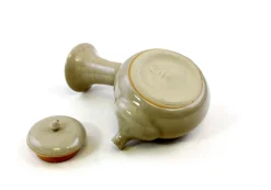 Hamburger Teespeicher Kyusu von Ninah Kim, ca. 120 ml, glasiertes Steinzeug Fashion
